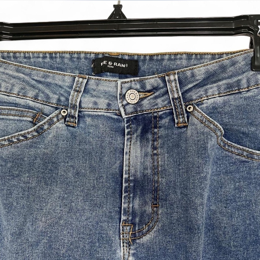 Fire & Rain Blue Cargo Jeans Women’s Size 7 Wide Leg Utility Denim - Picture 3 of 8